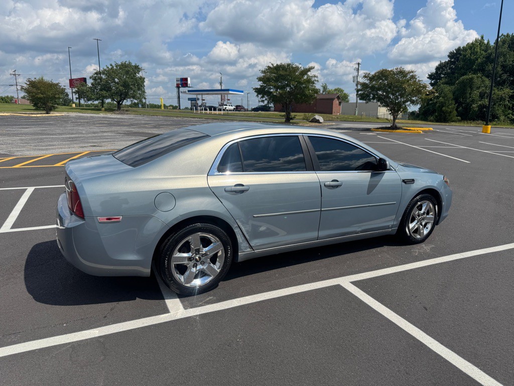 2009 Chevrolet Malibu Image 4