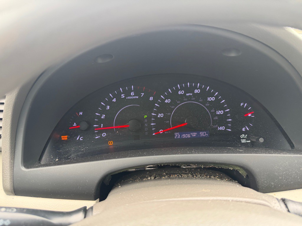 2011 Toyota Camry Image 8