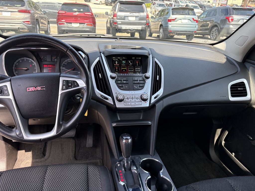 2017 GMC Terrain Image 12