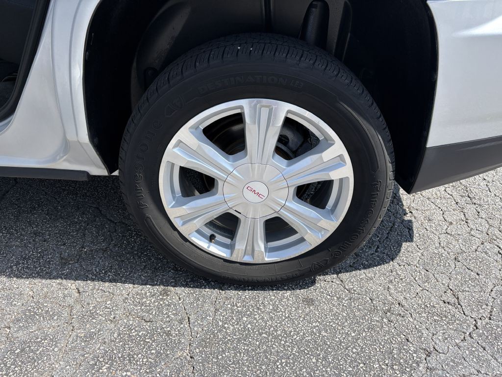 2017 GMC Terrain Image 17