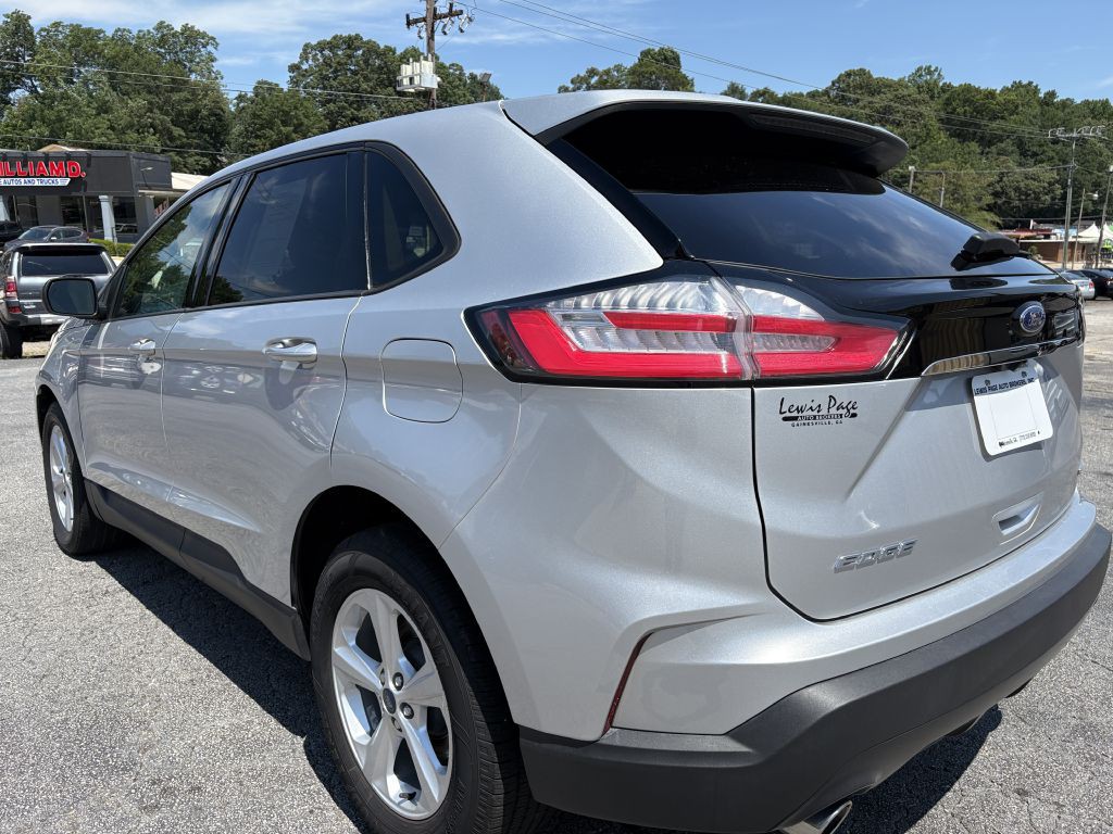 2019 Ford Edge Image 3