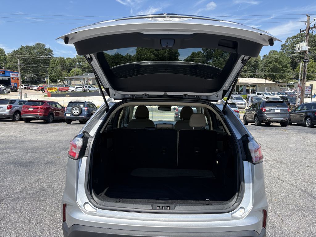 2019 Ford Edge Image 5