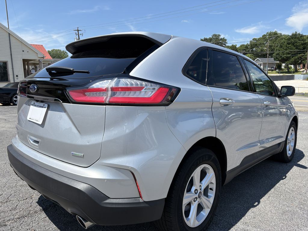 2019 Ford Edge Image 6