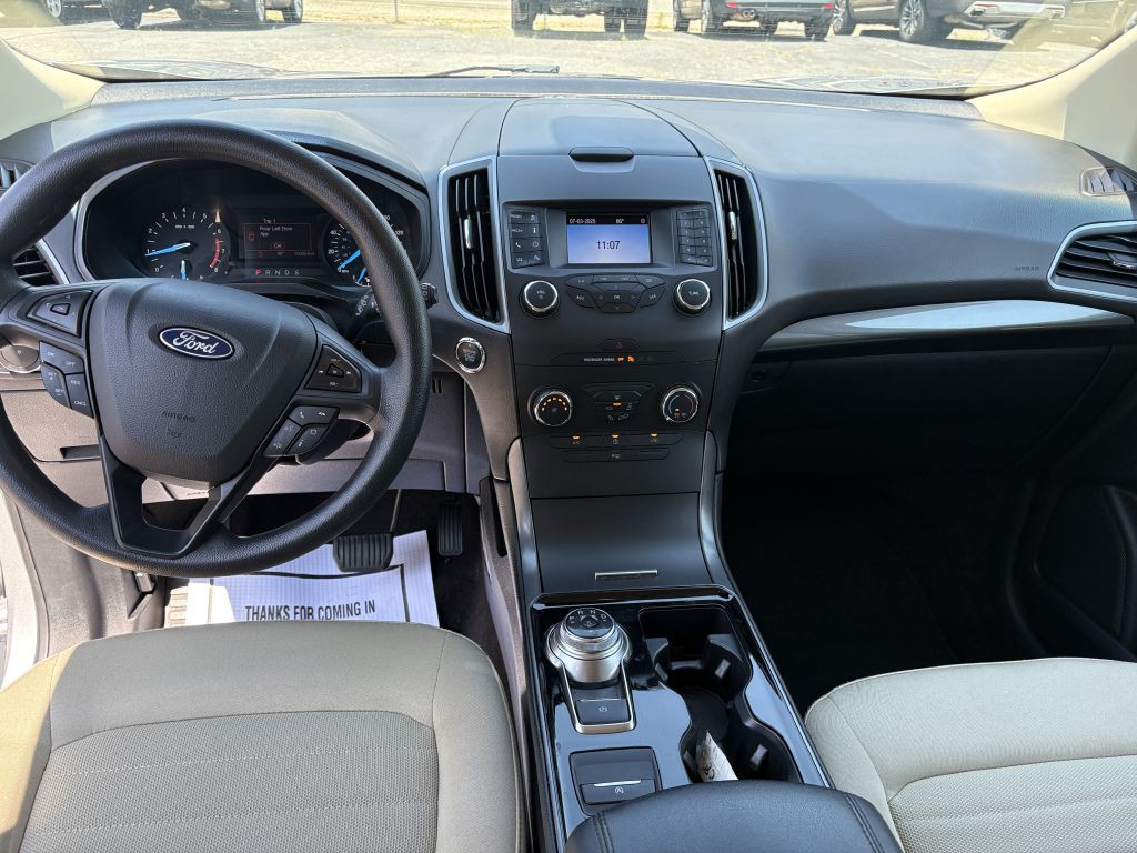 2019 Ford Edge Image 12