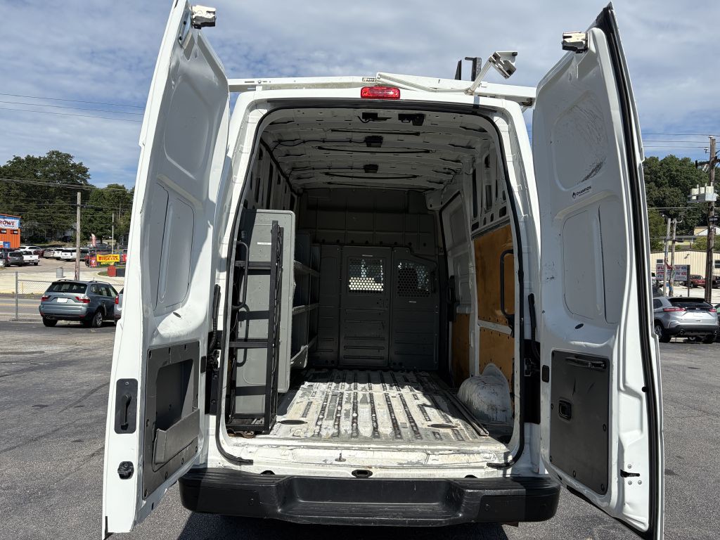 2021 Nissan NV Image 5