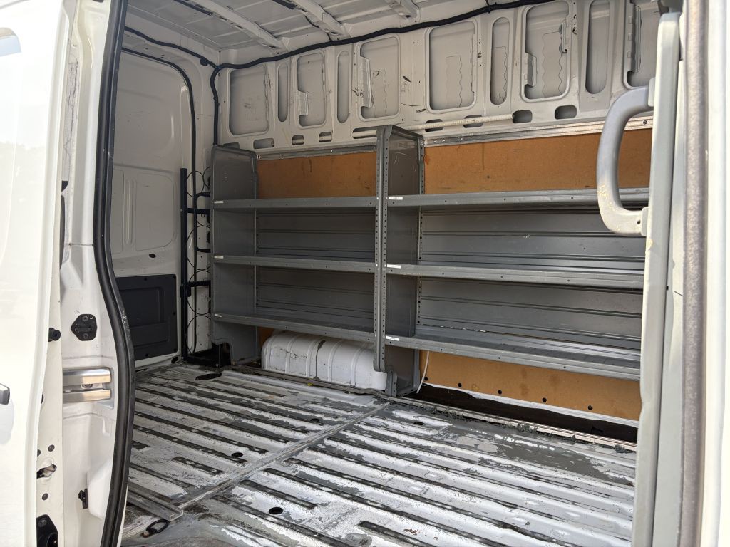2021 Nissan NV Image 8
