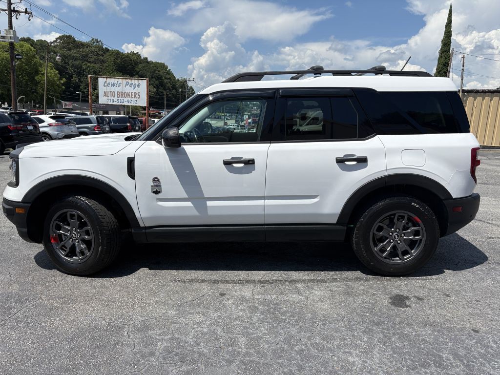 2021 Ford Bronco Image 2