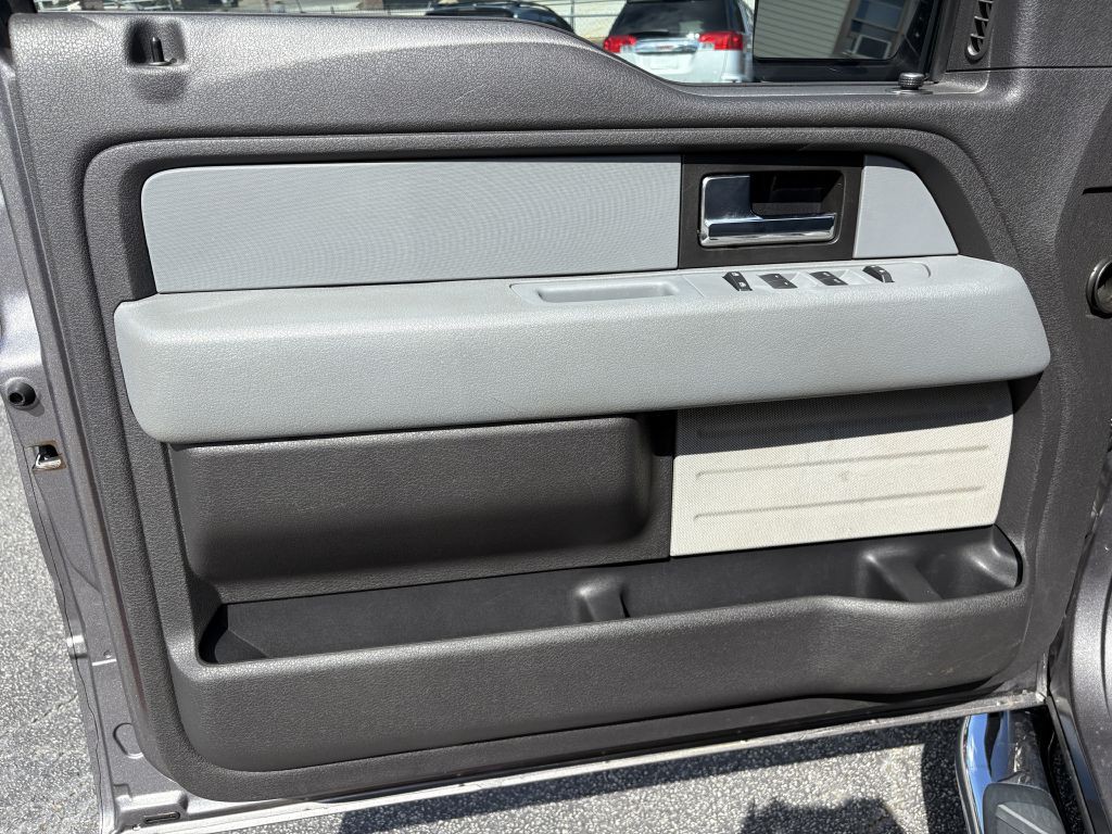 2013 Ford F-150 Image 10