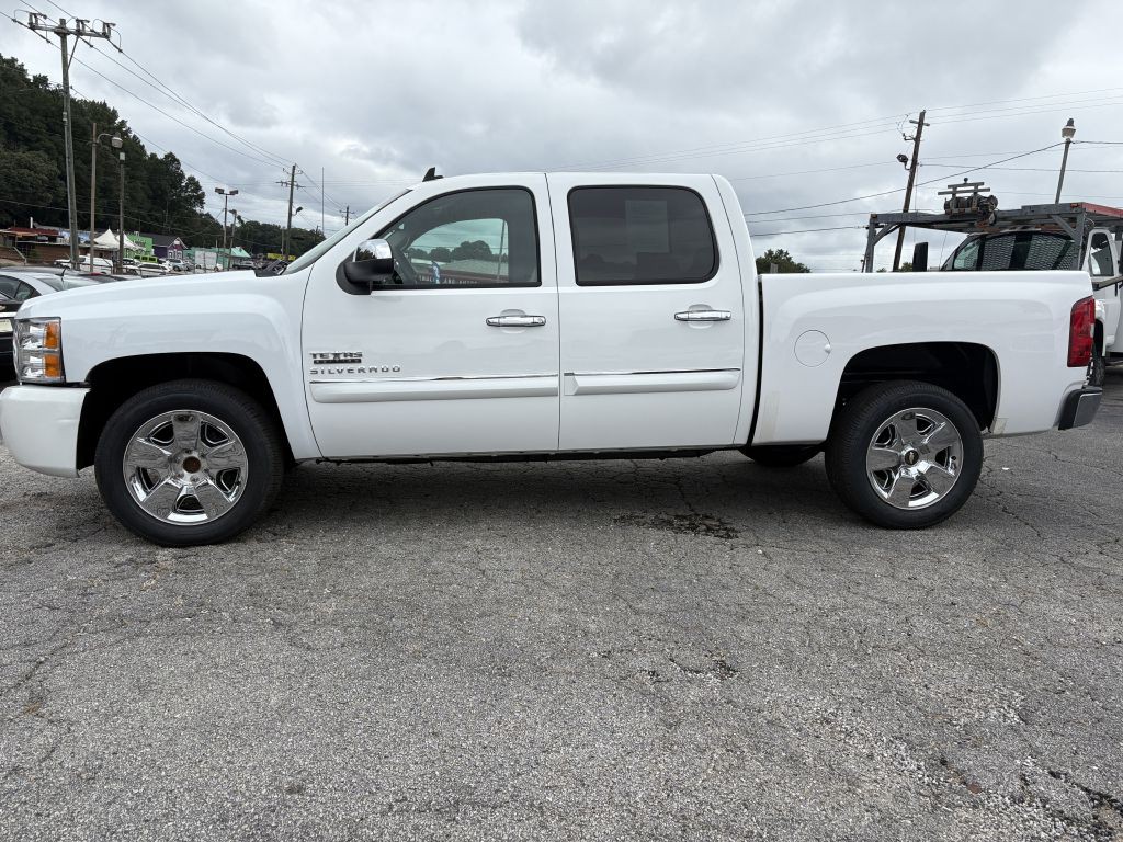 2010 Chevrolet Silverado 1500 Image 2