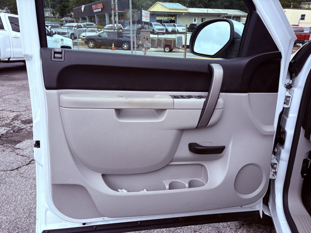 2010 Chevrolet Silverado 1500 Image 10