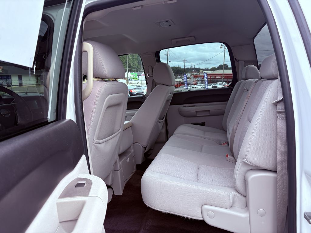 2010 Chevrolet Silverado 1500 Image 15