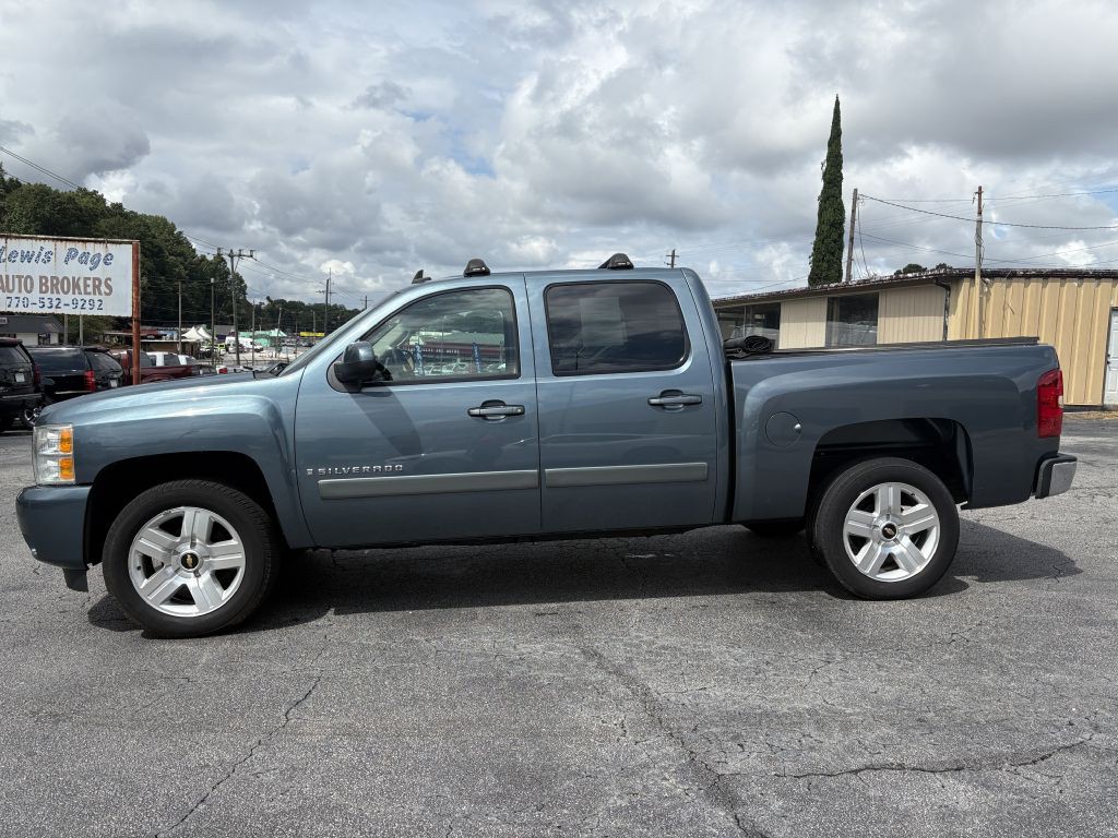 2008 Chevrolet Silverado 1500 Image 2