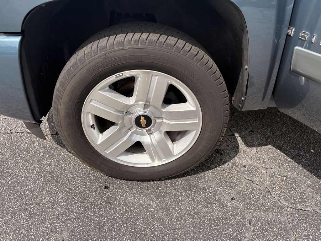 2008 Chevrolet Silverado 1500 Image 19