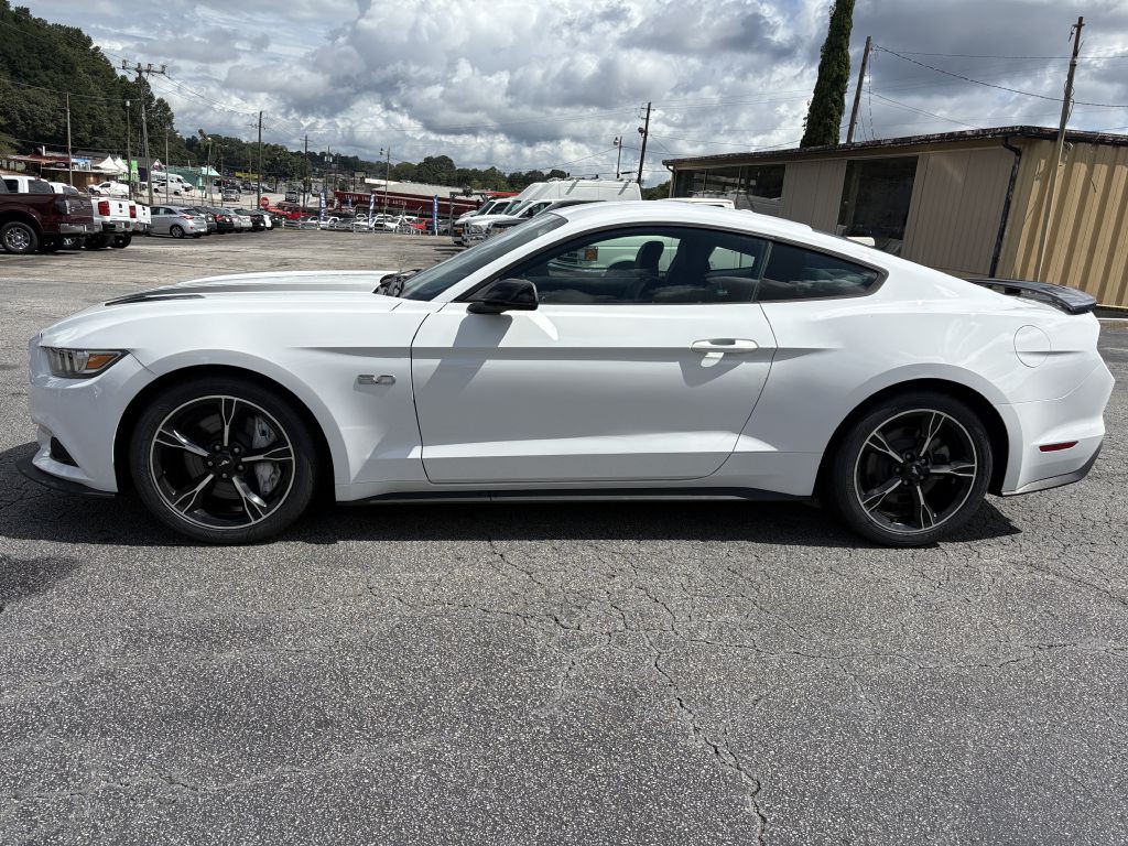 2016 Ford Mustang Image 2
