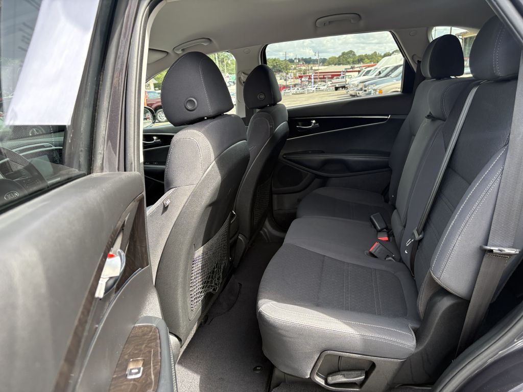 2018 Kia Sorento Image 15