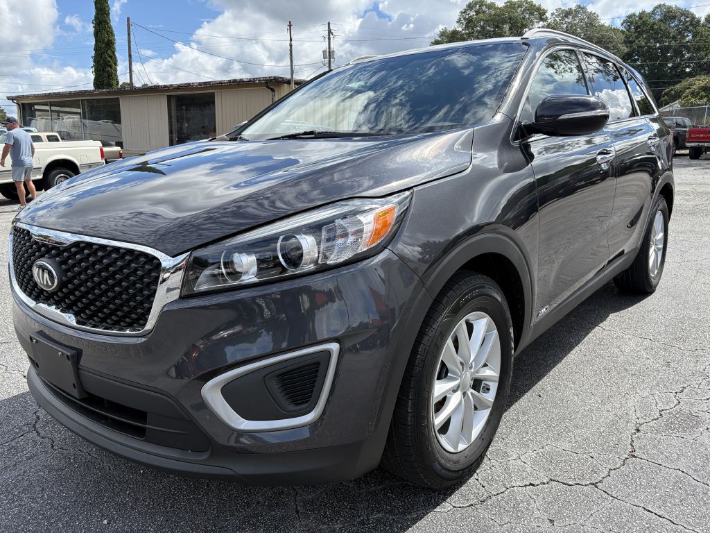 2018 Kia Sorento Image 1