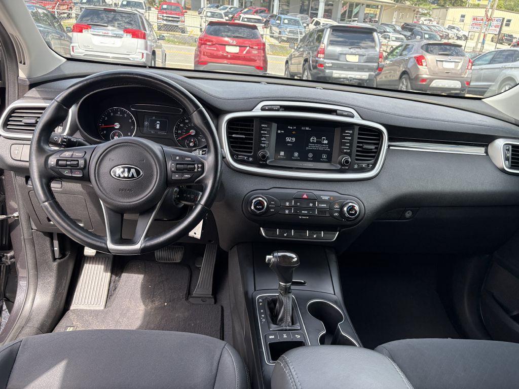 2018 Kia Sorento Image 12