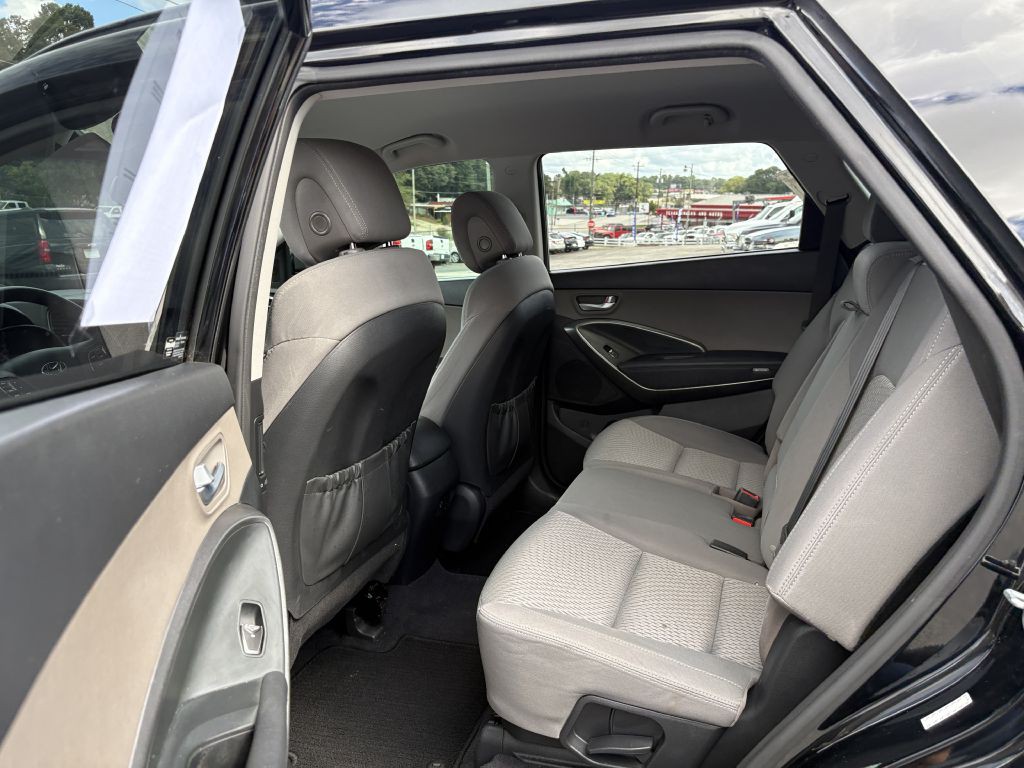 2018 Hyundai Santa Fe Image 16