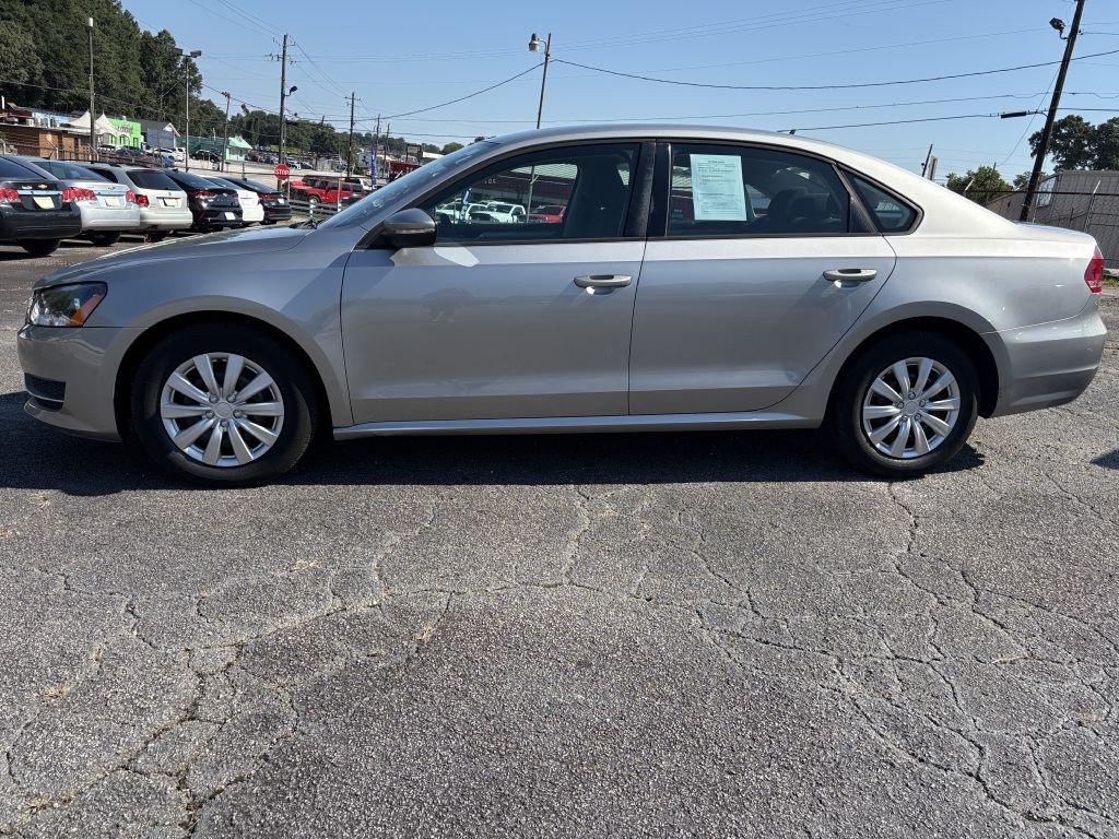 2012 Volkswagen Passat Image 2