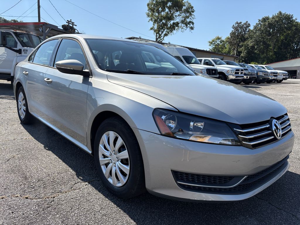 2012 Volkswagen Passat Image 7