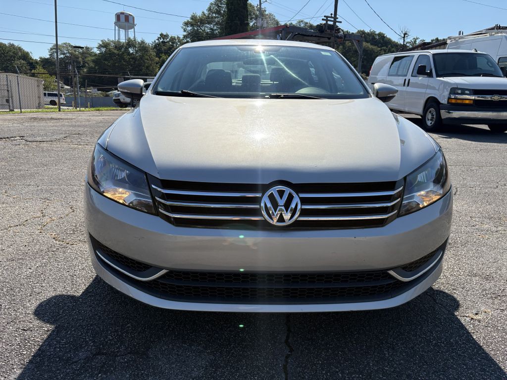 2012 Volkswagen Passat Image 8