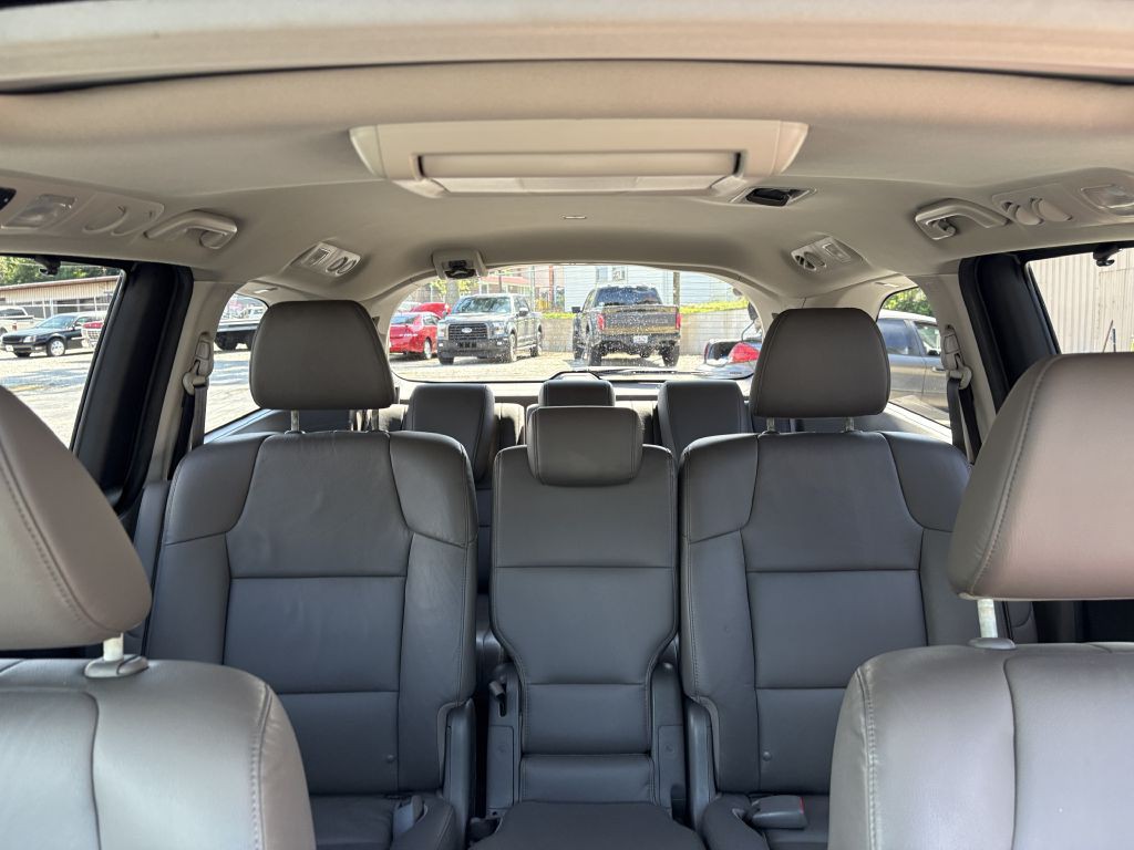 2015 Honda Odyssey Image 15
