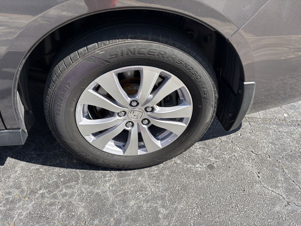 2015 Honda Odyssey Image 16