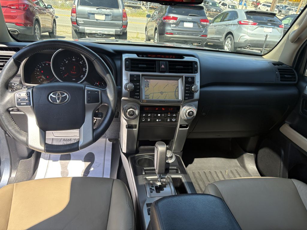 2013 Toyota 4Runner Image 12