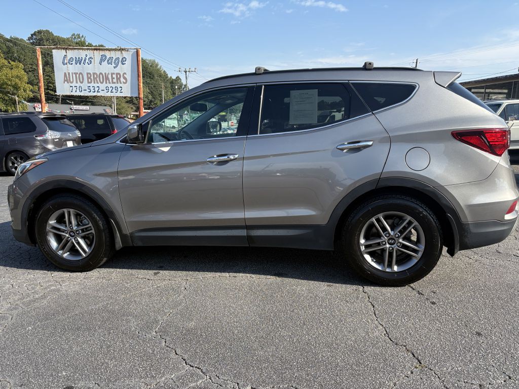 2017 Hyundai Santa Fe Sport Image 2