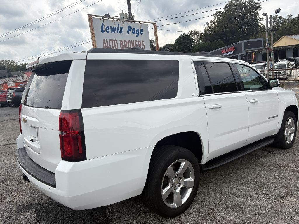 2015 Chevrolet Suburban Image 5