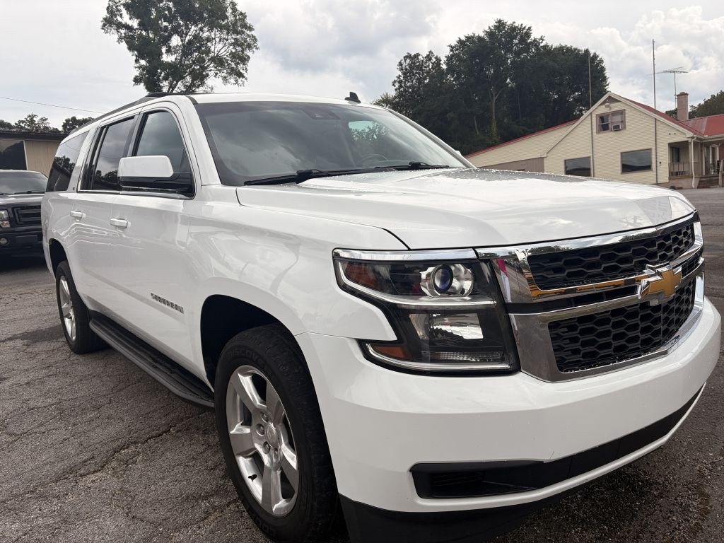 2015 Chevrolet Suburban Image 7