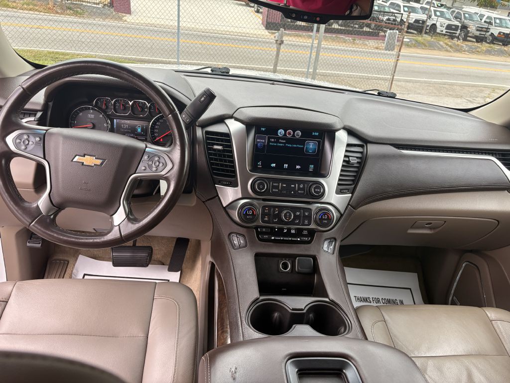 2015 Chevrolet Suburban Image 11