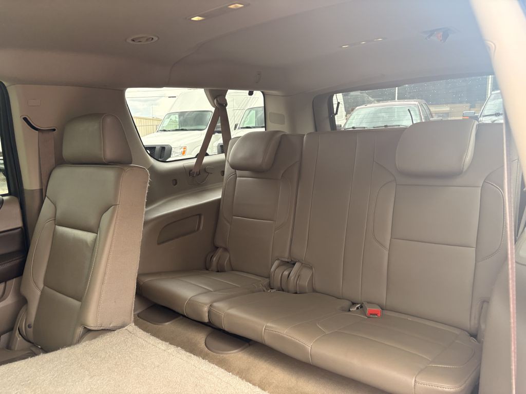 2015 Chevrolet Suburban Image 15