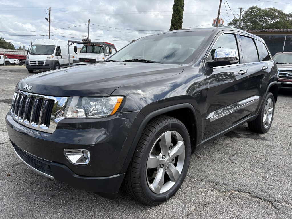 2011 Jeep Grand Cherokee Image 1