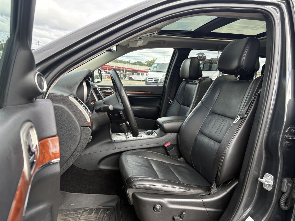 2011 Jeep Grand Cherokee Image 11