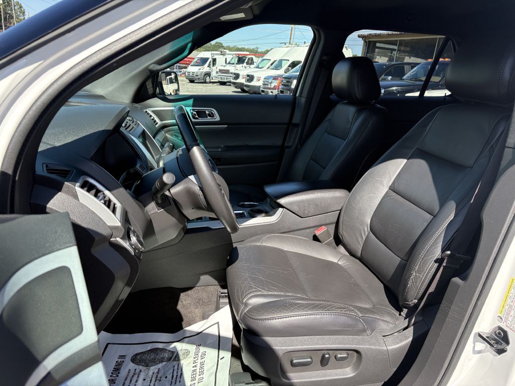 2012 Ford Explorer Image 11