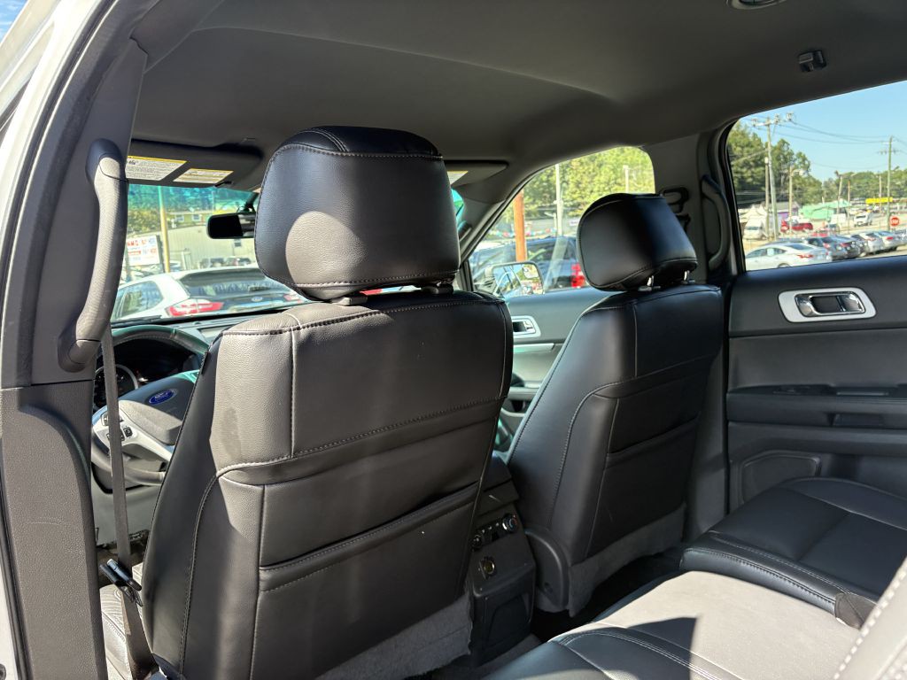 2012 Ford Explorer Image 14