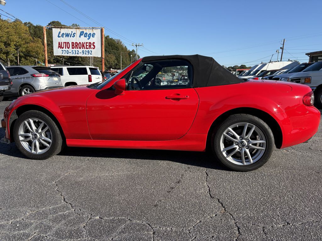 2015 Mazda MX-5 Miata Image 2