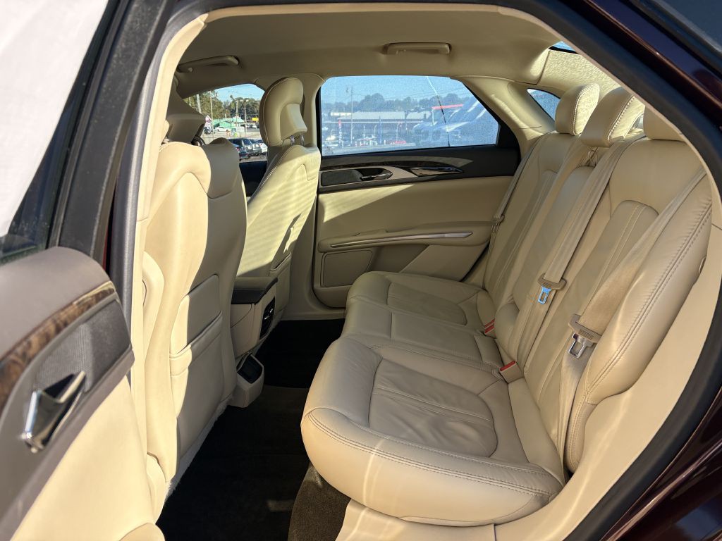 2013 Lincoln MKZ Image 14