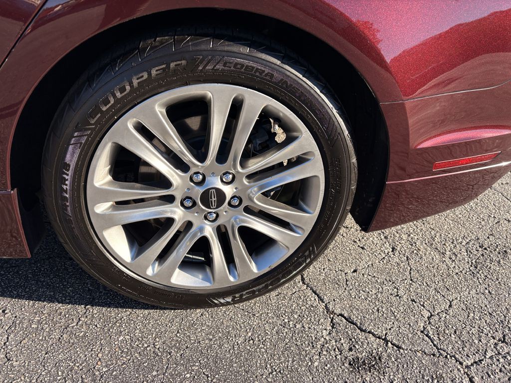 2013 Lincoln MKZ Image 15