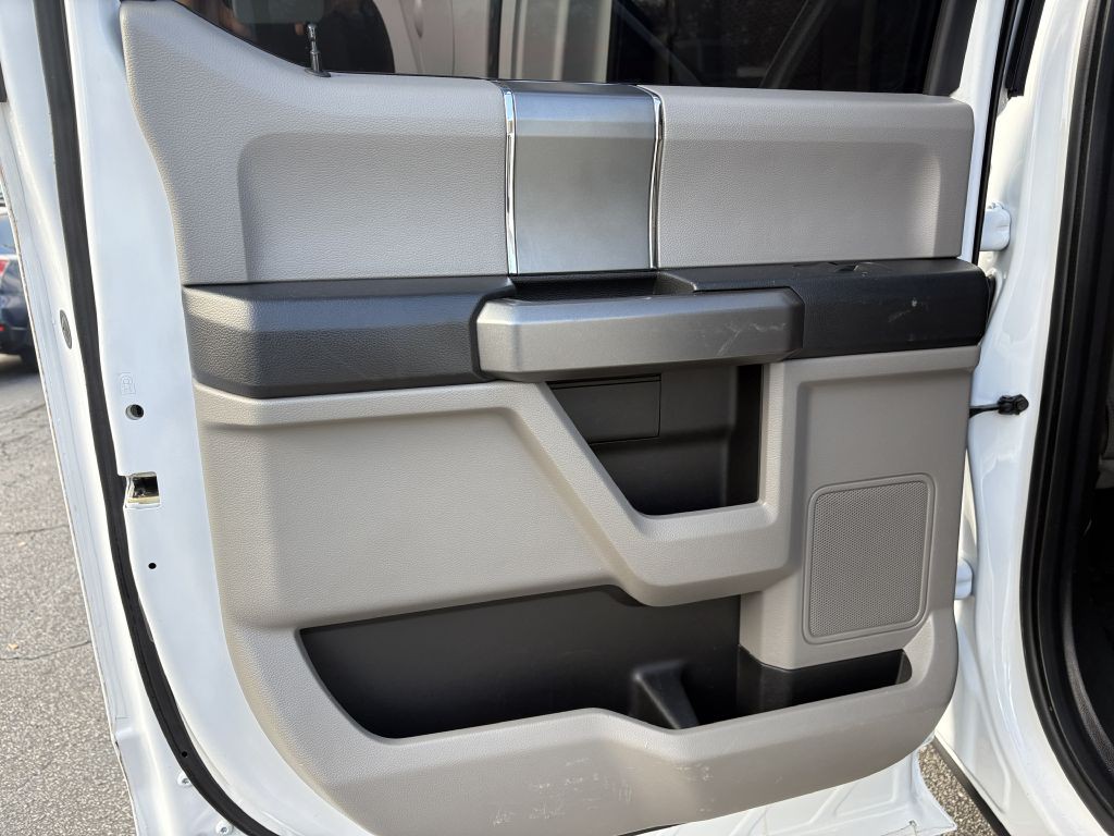 2017 Ford F-150 Image 13