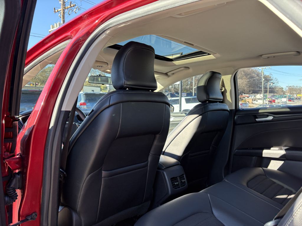 2018 Ford Fusion Image 12