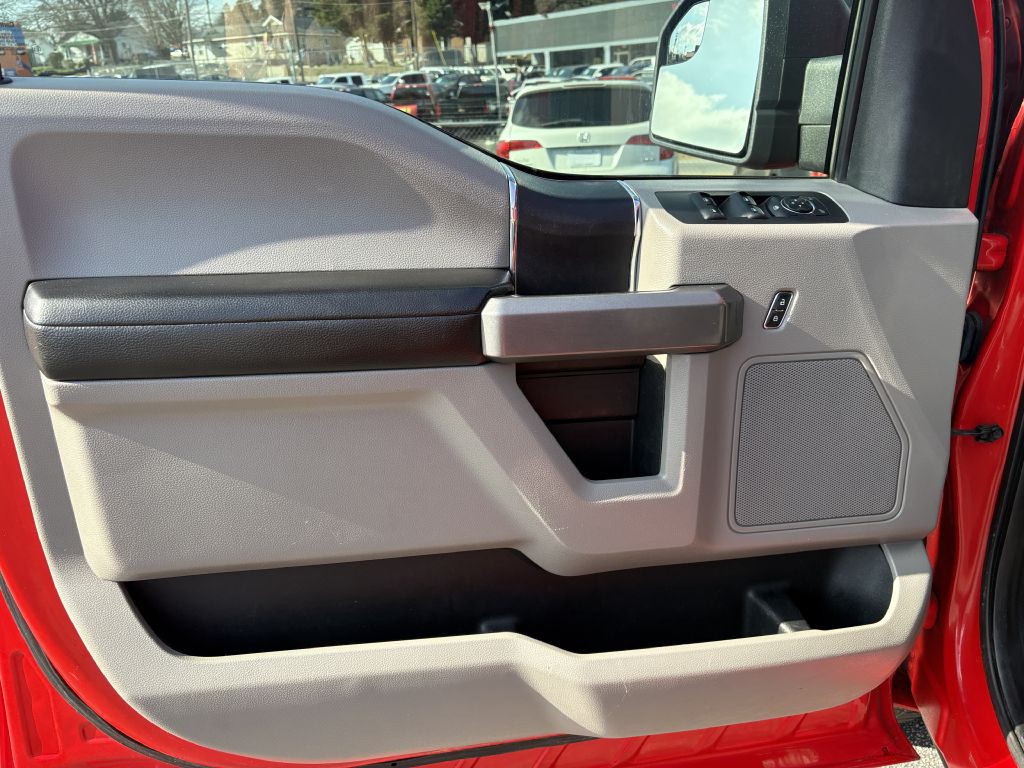 2015 Ford F-150 Image 9