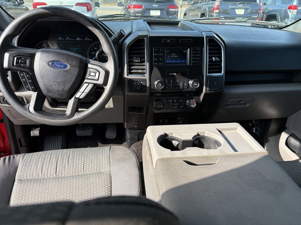2015 Ford F-150 Image 11