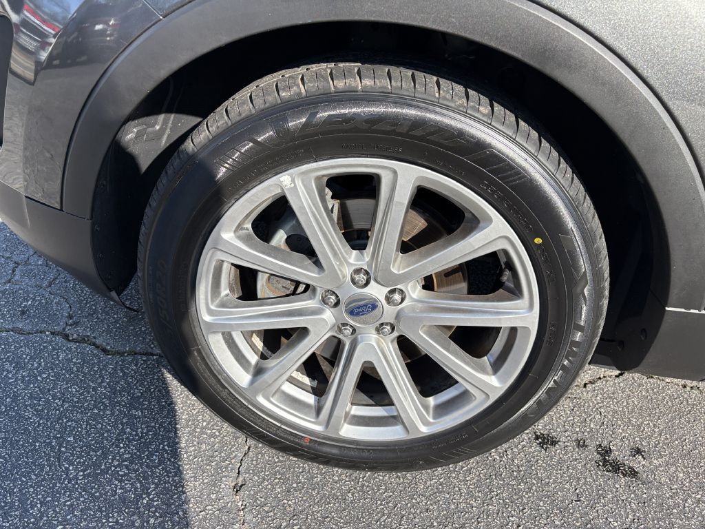 2016 Ford Explorer Image 18