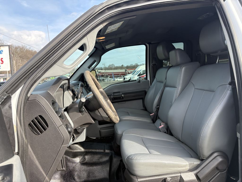2013 Ford F-350 Image 10