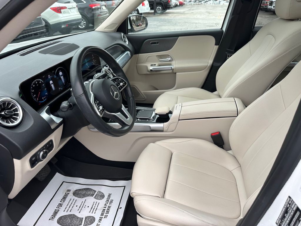 2022 Mercedes-Benz GLB Image 11