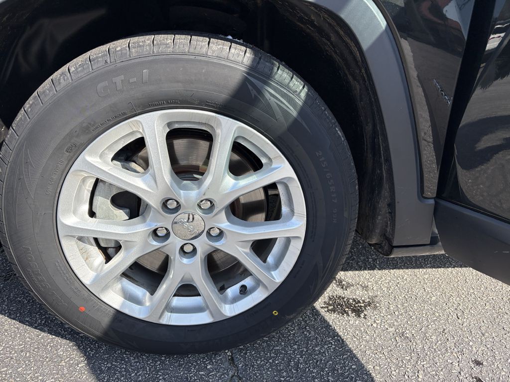 2016 Jeep Cherokee Image 17