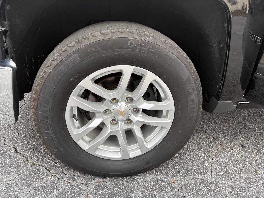 2015 Chevrolet Silverado 1500 Image 17