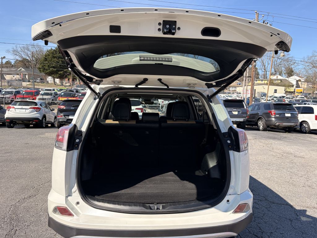 2018 Toyota Rav4 Image 5